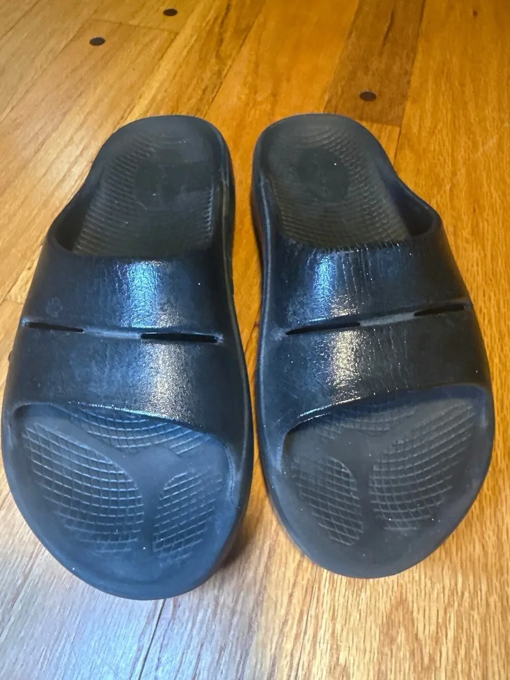 OOFOS OOahh Recovery Slides Black Women’s 8 Men’s 6 EU 39 Sandals